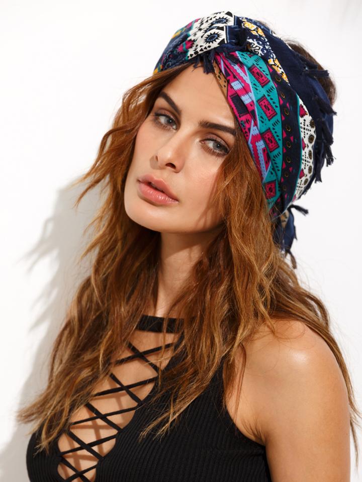 Romwe Multicolor Tribal Print Tassel Trim Scarf