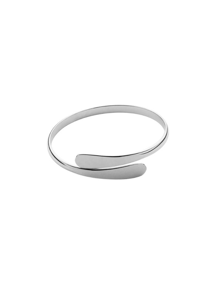 Romwe Flat Fronted Silver Open Bracelet