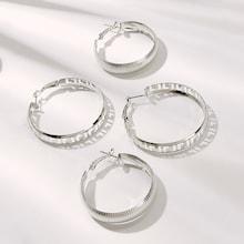 Romwe Snake Embossed Hoop Earring 2pairs