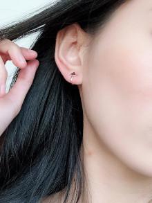 Romwe Triangle Detail Ear Cuff 1pc