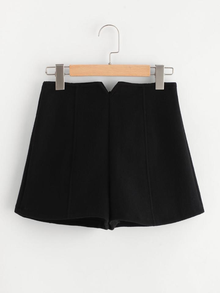 Romwe Seam Detail Zip Up Back Shorts
