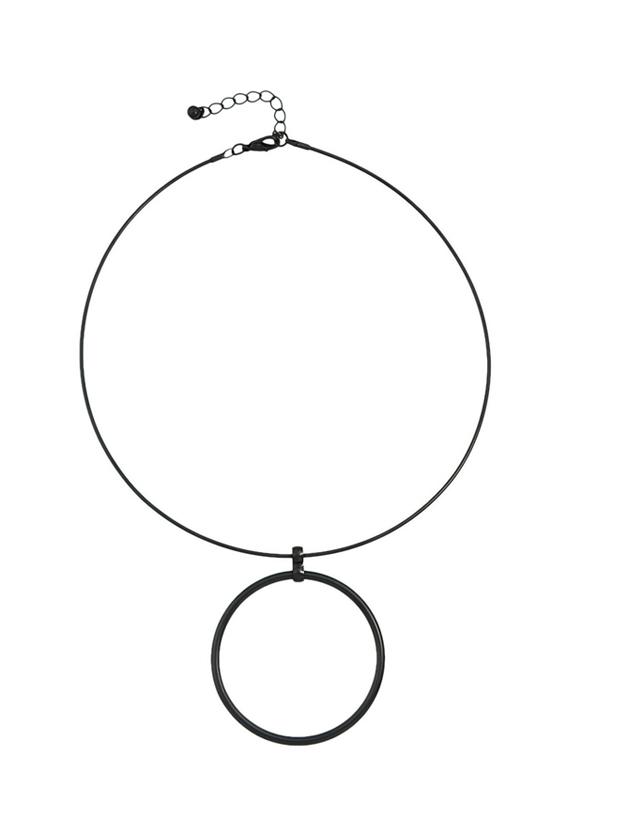 Romwe Black Round Pendant Collar Choker Necklace