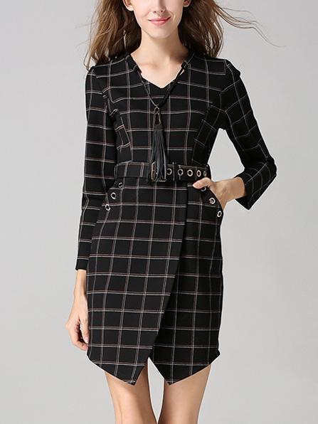 Romwe V Neck Plaid Eyelet Wrap Dress