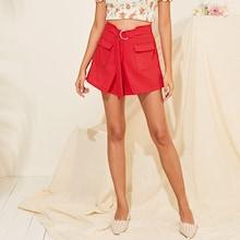 Romwe Flap Pocket Front D-ring Belted Shorts