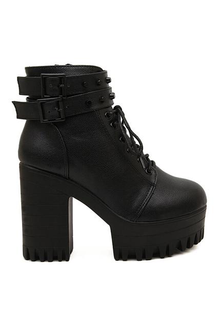 Romwe Pin Buckled Chunky-heel Botts