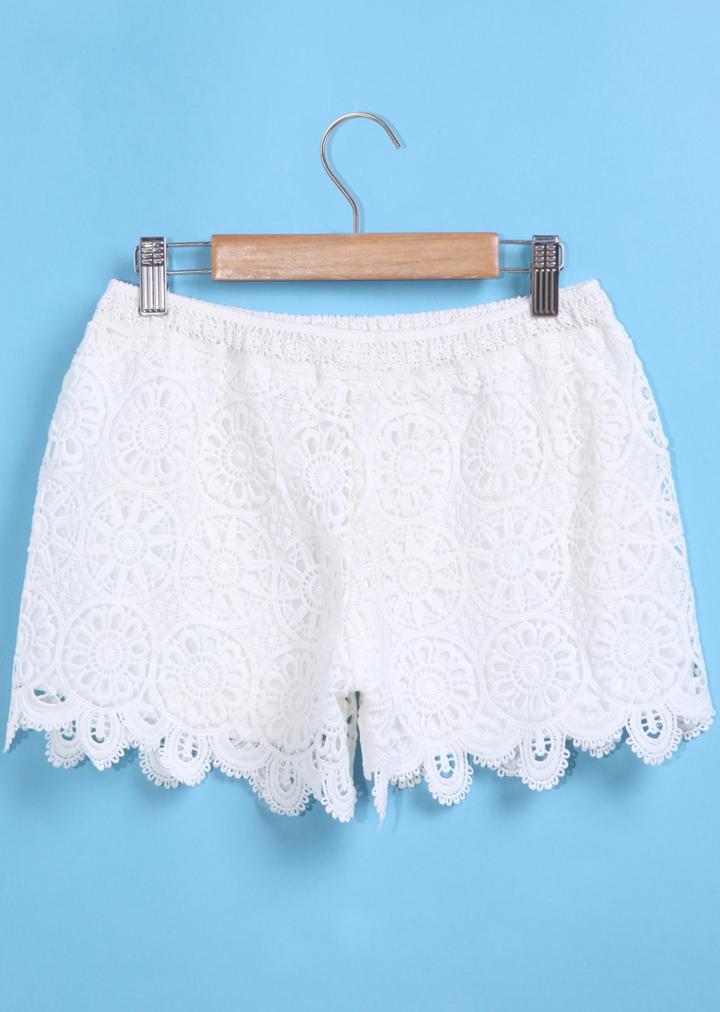 Romwe Elastic Waist Lace Crochet Shorts
