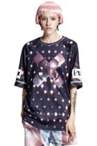 Romwe Inxx Cross Dot Print Black T-shirt