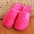 Romwe Solid Closed Toe Slippers