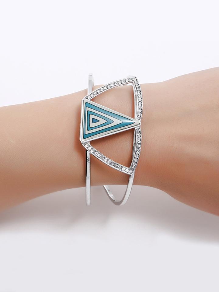 Romwe Triangle Design Hollow Cuff Bracelet