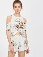 Romwe White Florals Cold Sholder Crop Slit Top With Shorts