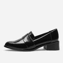Romwe Point Toe Solid Loafers