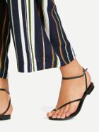 Romwe Strappy Toe Ring Flat Sandals
