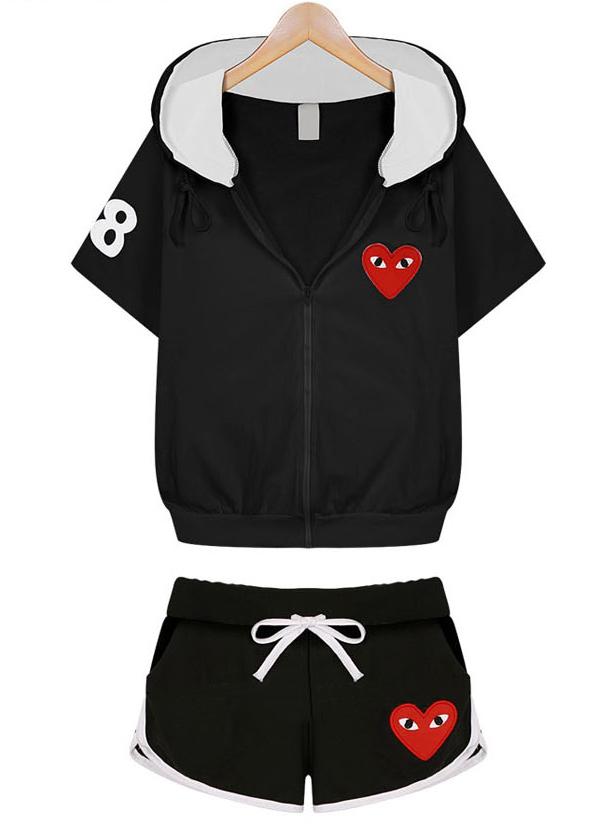 Romwe Hooded Heart Print Top With Drawstring Black Shorts