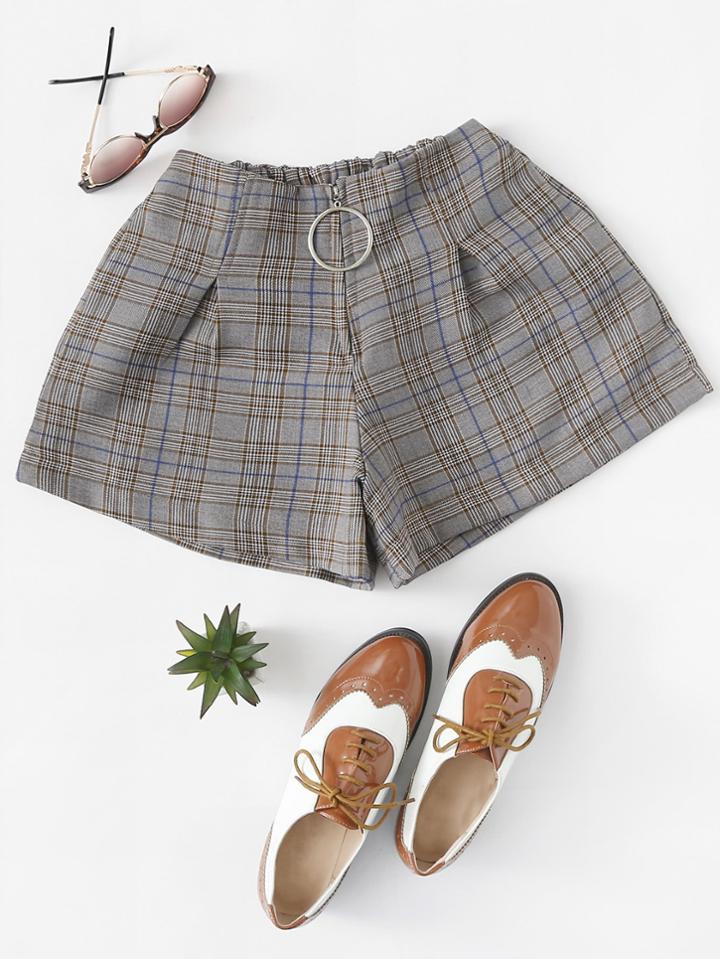 Romwe Ring Detail Checked Shorts
