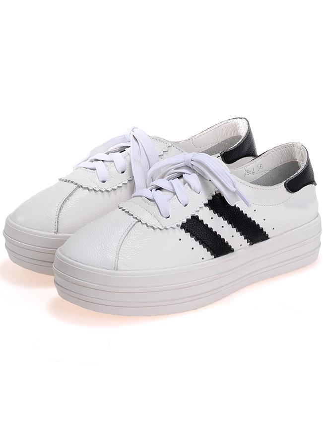 Romwe White Thick-soled Shoelace Flats