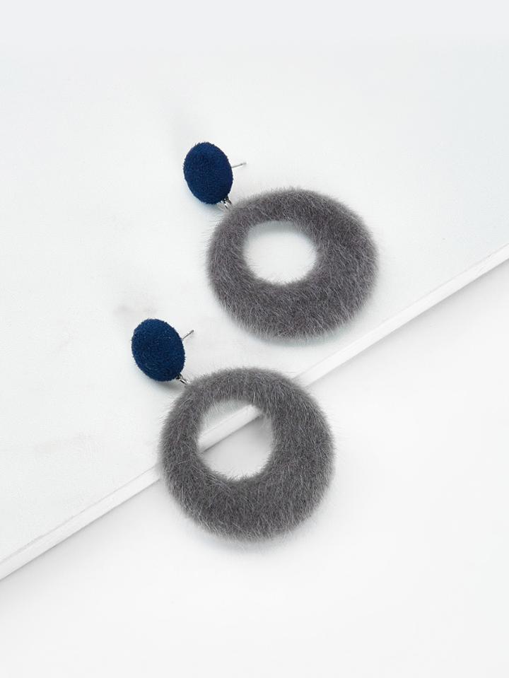 Romwe Fuzzy Open Circle Drop Earrings