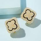 Romwe Clover Pattern Faux Pearl Decor Square Stud Earrings 1pair