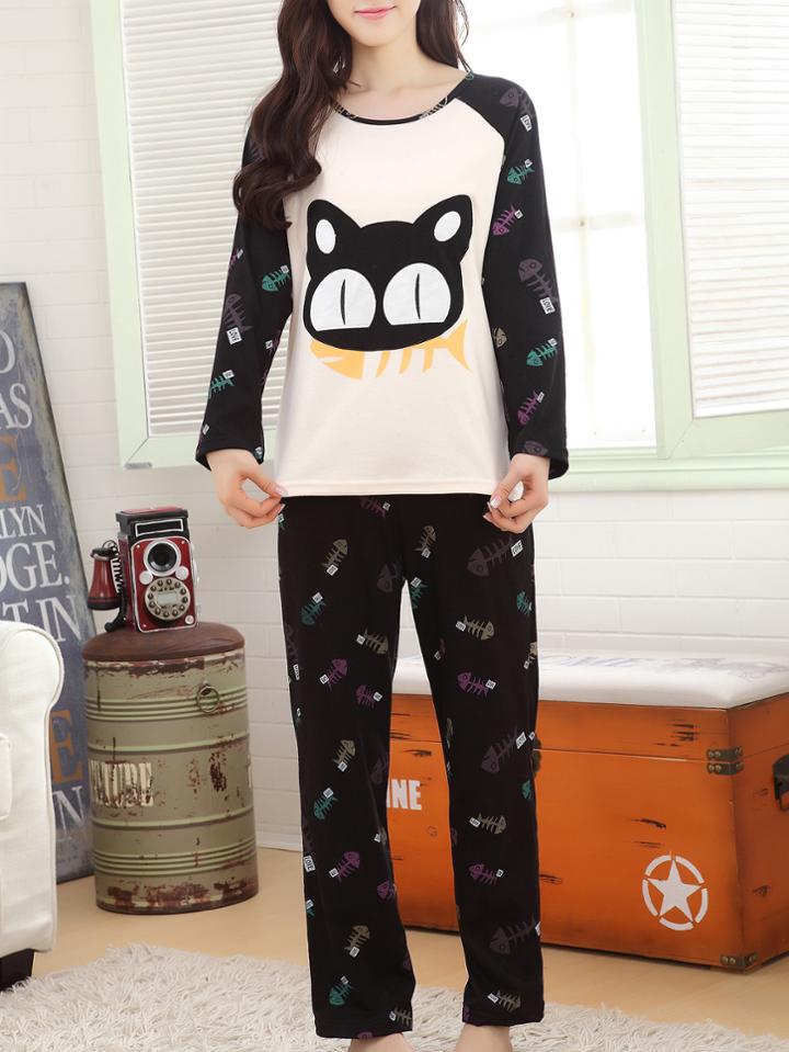 Romwe Contrast Raglan Sleeve Cartoon Tee & Pants Pj Set