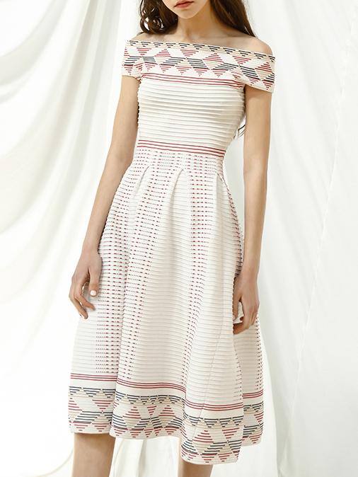 Romwe White Off The Shoulder Pleated Elastic Dress