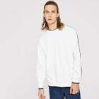Romwe Men Contrast Sideseam Sweatshirt
