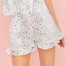 Romwe Graphic Print Ruffle Hem Shorts