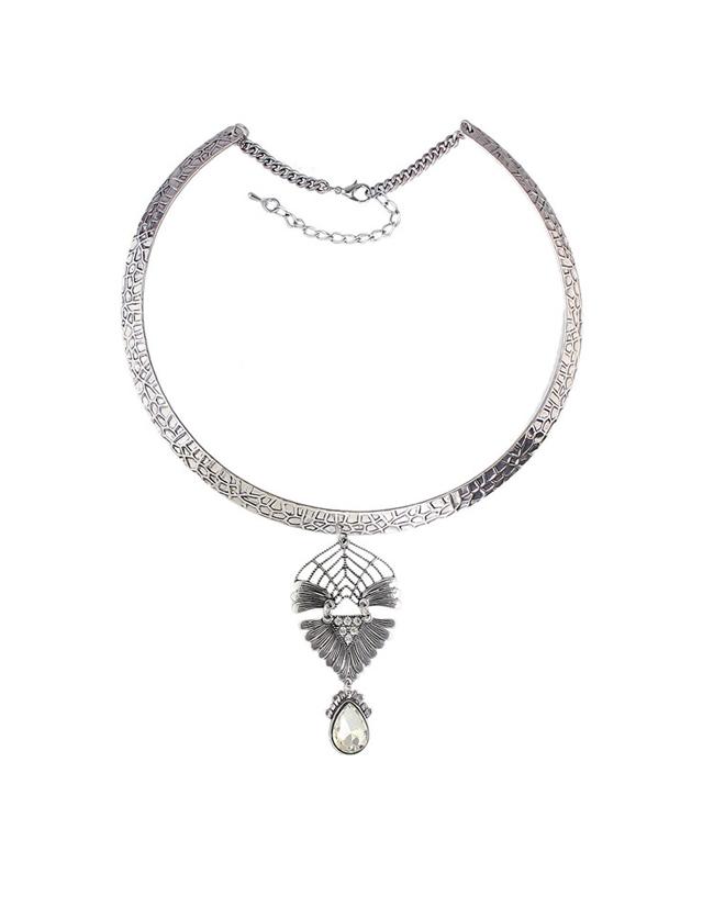 Romwe White Rhinestone Choker Necklace
