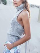 Romwe Turtleneck Backless Sweater Vest