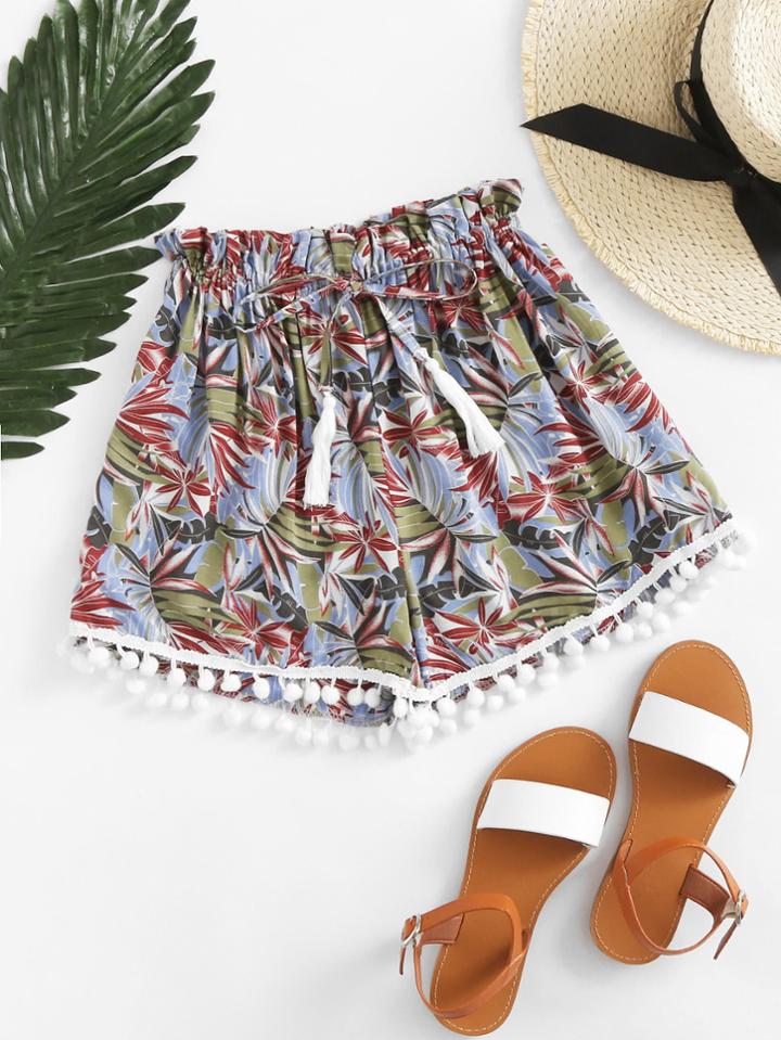 Romwe Allover Leaf Print Pompom Hem Drawstring Shorts