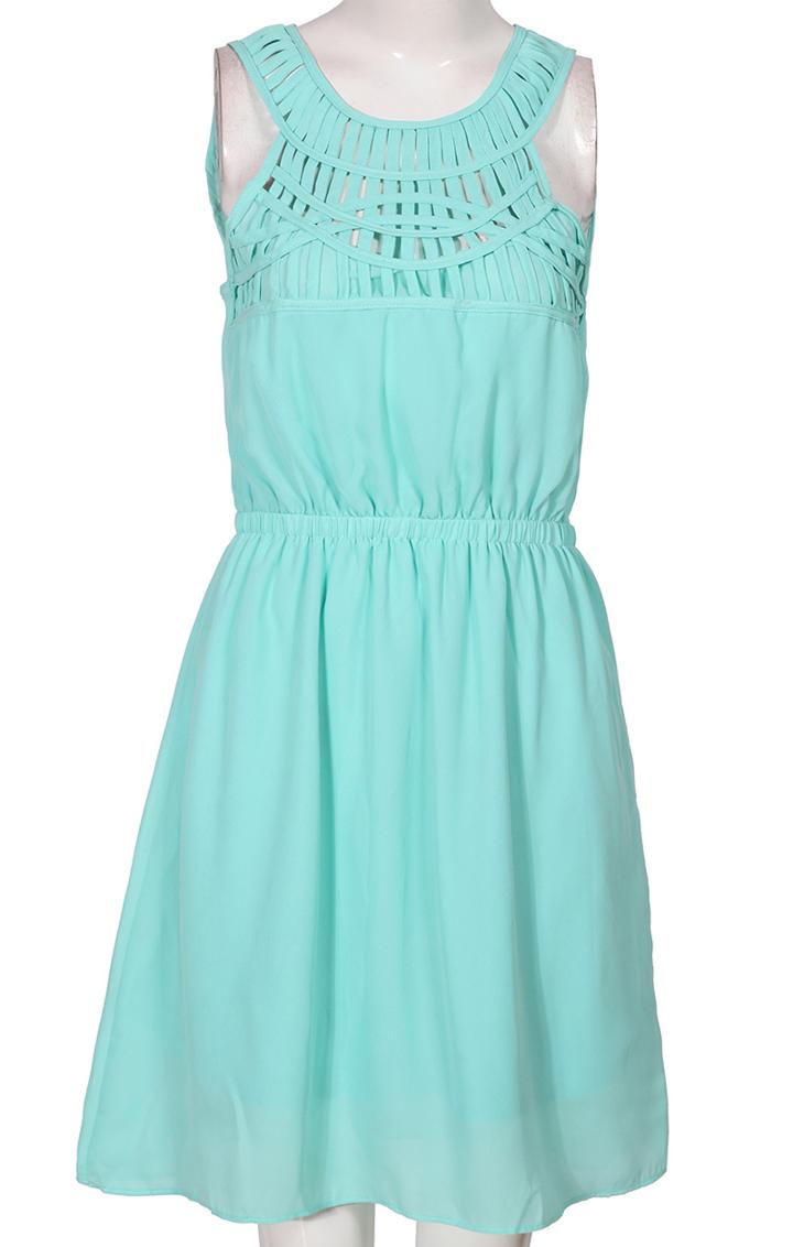 Romwe Round Neck Sleeveless Hollow Pleated Dress