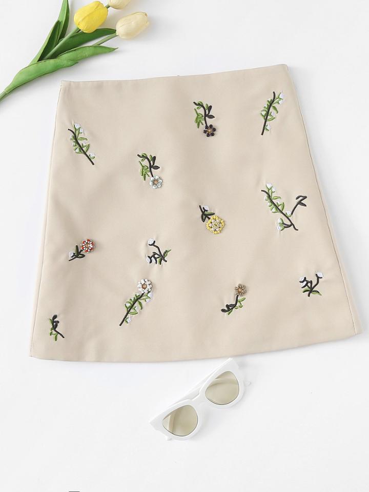 Romwe Floral Embroidery Short Skirt