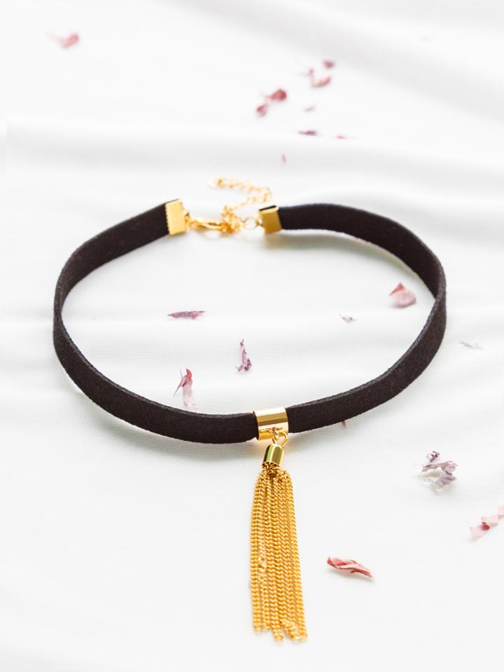 Romwe Black Choker With Gold Tassel Pendant
