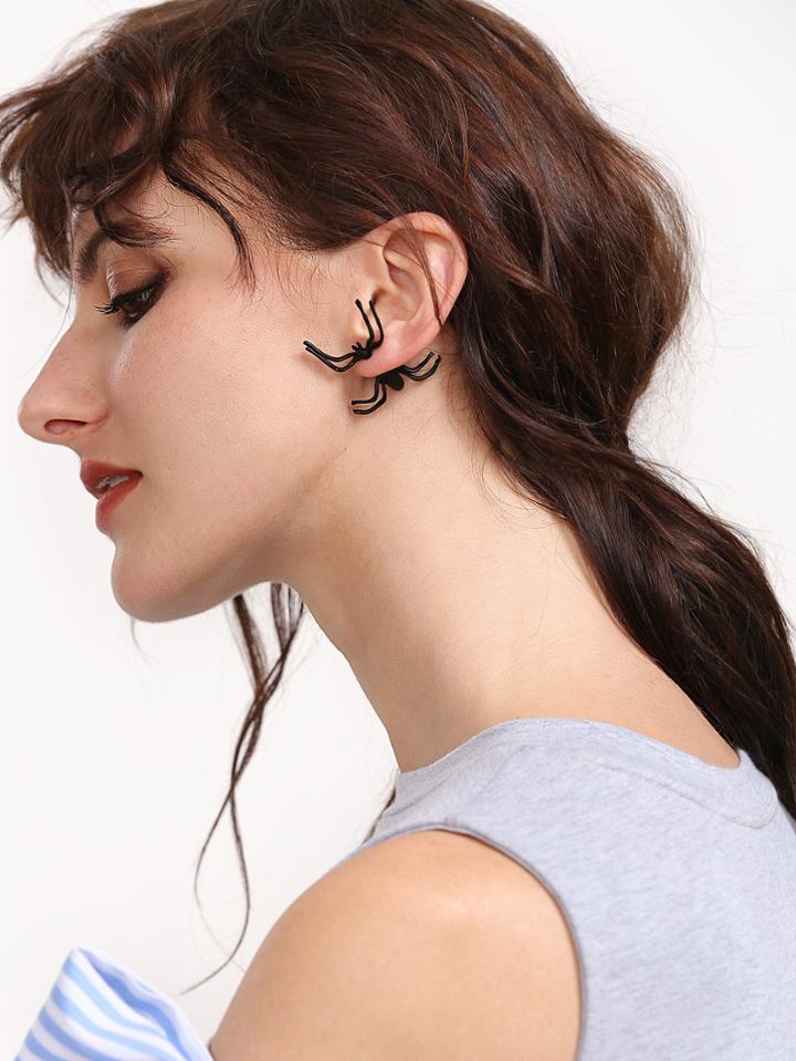 Romwe Black Spider Shaped Earring 1pcs