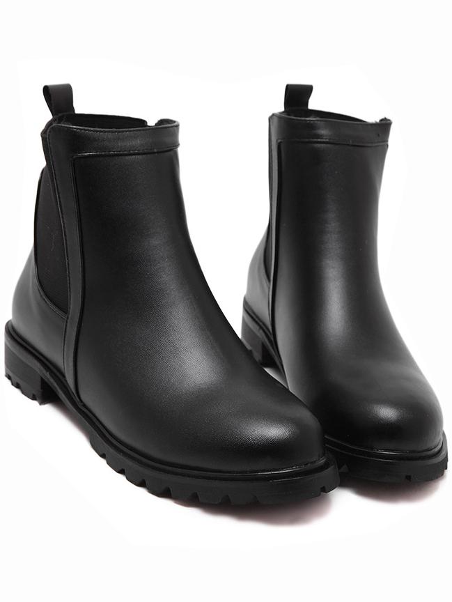 Romwe Black Stretch Side Inserts Velvet Ankle Boots