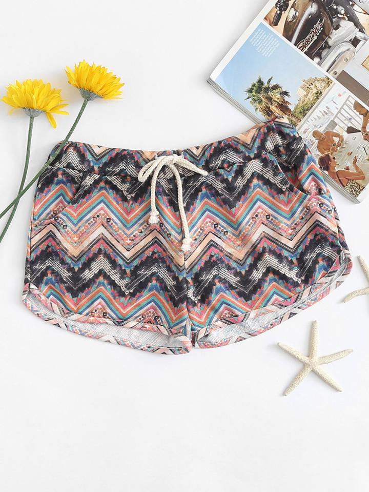 Romwe Drawstring Waist Chevron Print Shorts
