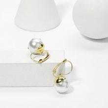Romwe Faux Pearl Clip On Earrings