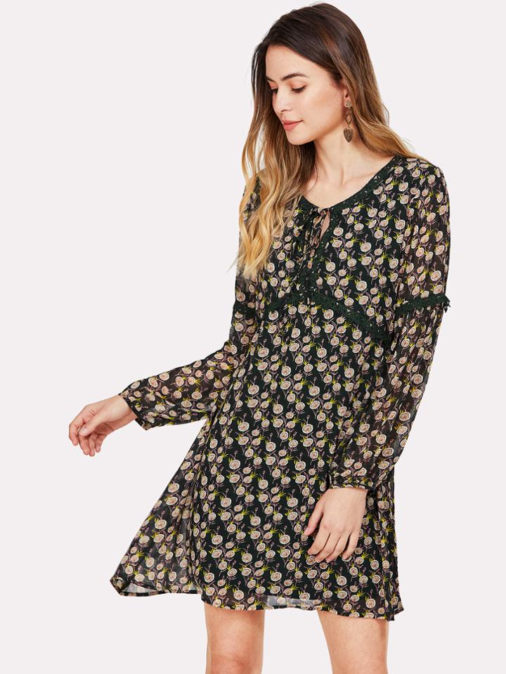Romwe Tied Neck Lace Trim Floral Dress