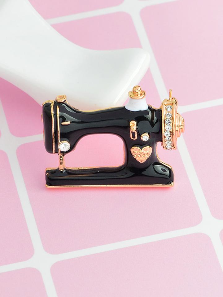 Romwe Sewing Machine Design Brooch