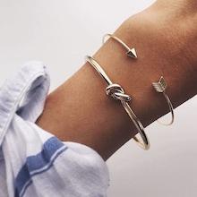 Romwe Arrow & Twist Detail Cuff Bracelet Set 2pcs