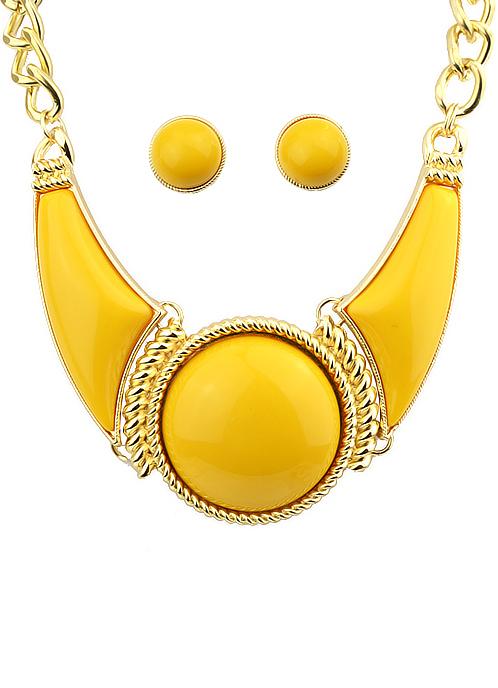 Romwe Yellow Gemstone Necklace With Earrings