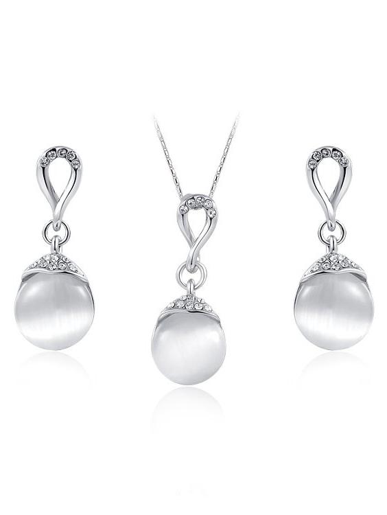 Romwe Silver Crystal Gemstone Necklace With Earrings