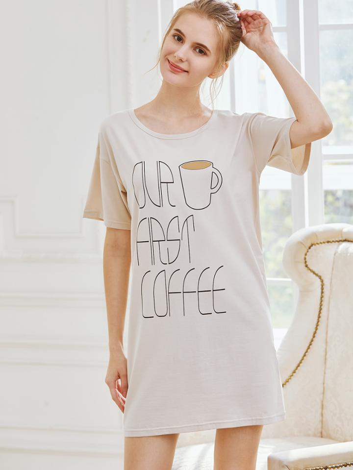 Romwe Graphic Print Night Dress