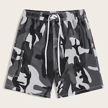 Romwe Guys Random Camo Print Flap Pocket Cargo Shorts