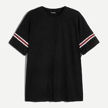 Romwe Guys Striped Sleeve Round Neck T-shirt