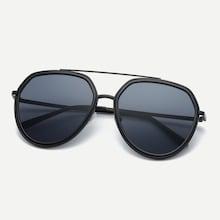 Romwe Guys Top Bar Flat Lens Sunglasses