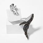 Romwe Astronaut & Whale Design Stud Earrings