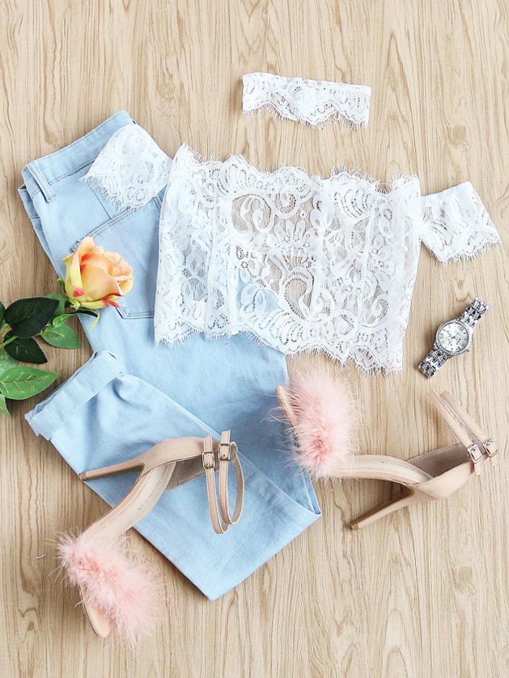 Romwe Off Shoulder Chevron Hem Lace Top With Choker