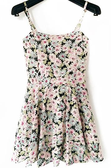 Romwe Spaghetti Strap Vintage Daisy Print Dress