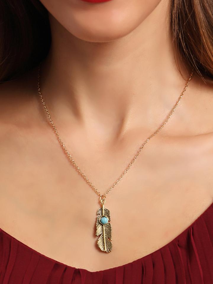 Romwe Turquoise Inlay Carved Feather Pendant Link Necklace