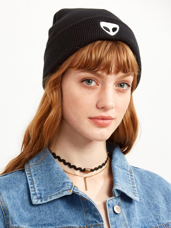 Romwe Black Alien Embroidered Jersey Beanie Hat