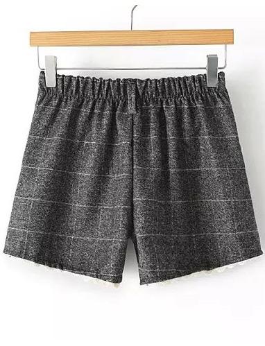 Romwe Elastic Waist Contrast Lace Plaid Shorts